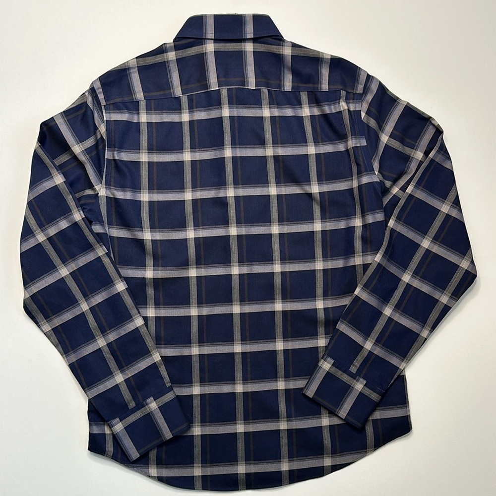 UNTUCKit Gilmore Checkered Blue Shirt - Picture 4 of 7